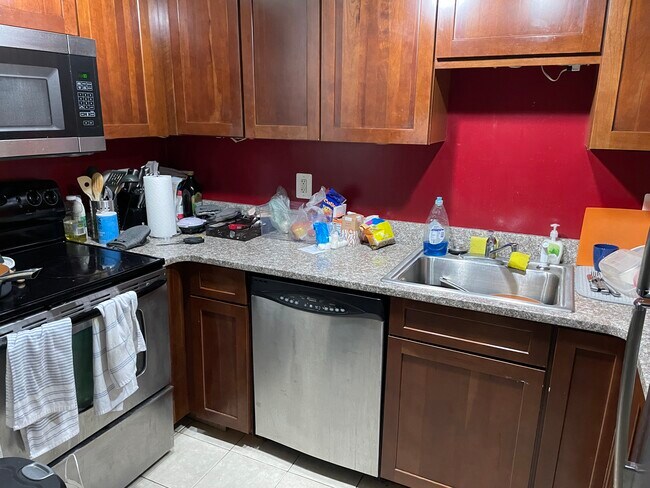 Foto del edificio - 39 Symphony Rd