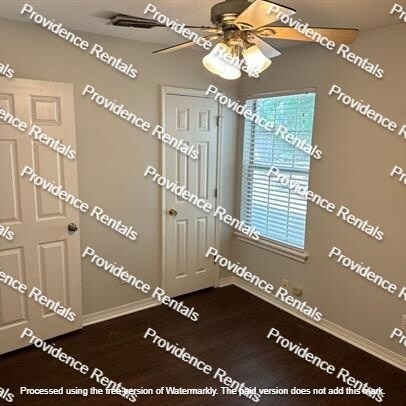Foto del edificio - 3807 Green Mountain Dr