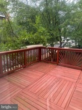 Building Photo - 9358 Deer Glen Ct
