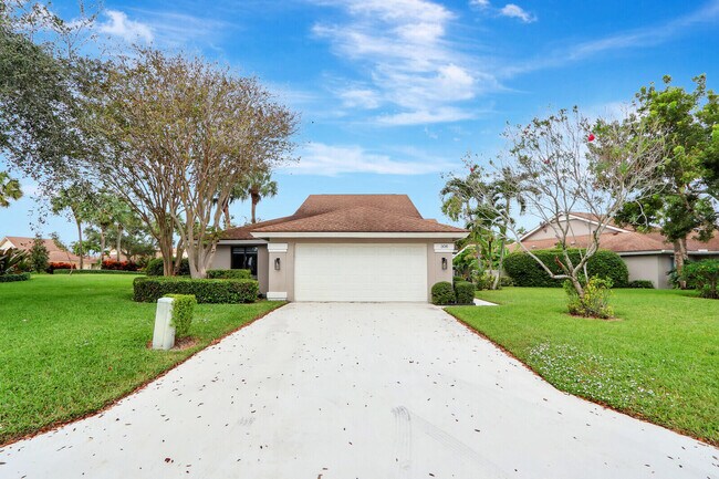 Building Photo - 306 Leeward Dr