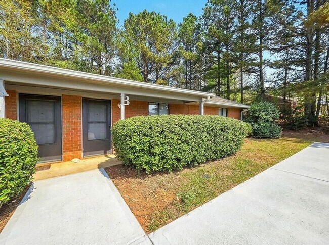 Building Photo - Tibbitts Drive Duplex