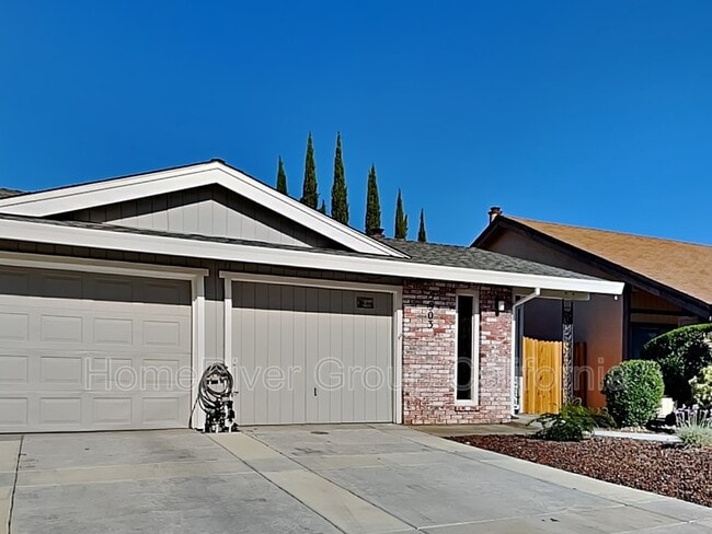 Building Photo - 5903 Spring Glen Dr