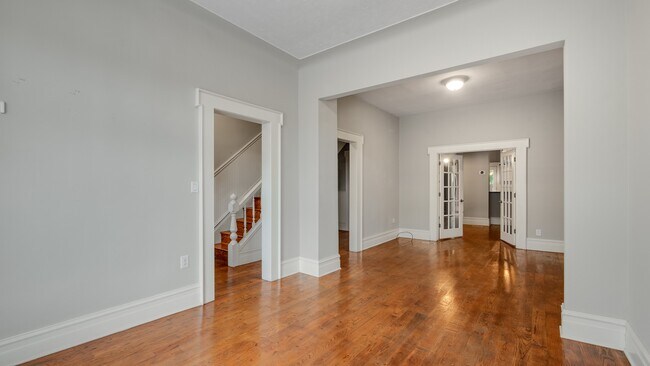 Foto del edificio - 1510 Trumbull St