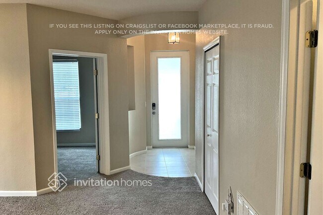 Foto del edificio - 4373 Collinwood Dr