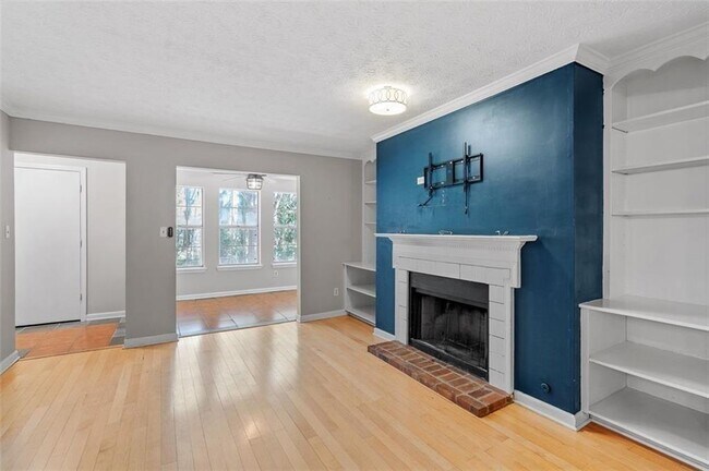 Building Photo - 2045 Brian Way