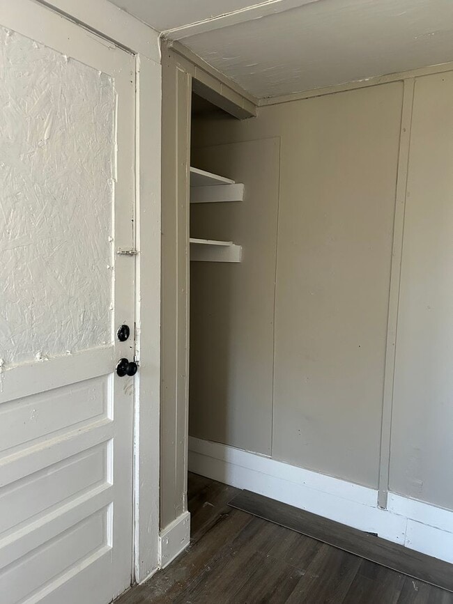 Building Photo - Property Manager Special! Skip your first month’s rent upon approval. Apply now—this offer won’t ...