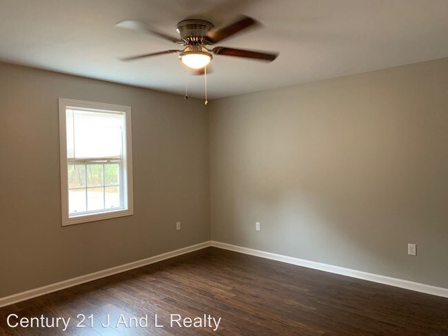 Foto del edificio - 3 br, 2 bath Apartment - 22263 Hays Mill Road