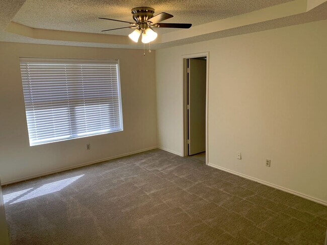 Foto del edificio - Single Family Home