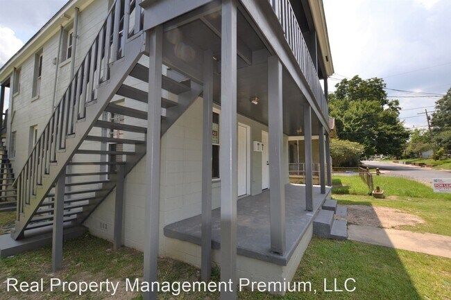 Building Photo - 3 br, 1 bath House - 824 East Polk Unit A
