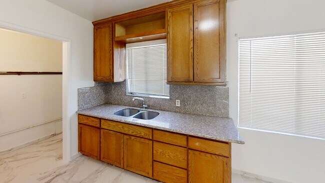 Foto del edificio - 2 bed/ 1 bath home in North Redlands!