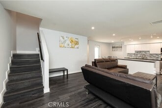 Building Photo - 2651 S Hobart Blvd