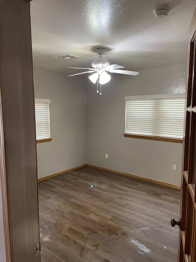 2411 Clarke St, Choctaw, OK 73020 House Rental in Choctaw, OK