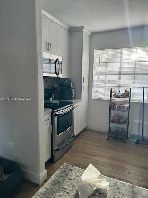 Foto del edificio - 1325 W 4th Ln