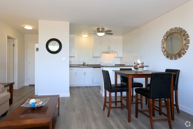 1BR, 1BA - Mosaic Apartments