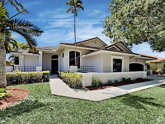 Building Photo - 1076 Deerwood Ln