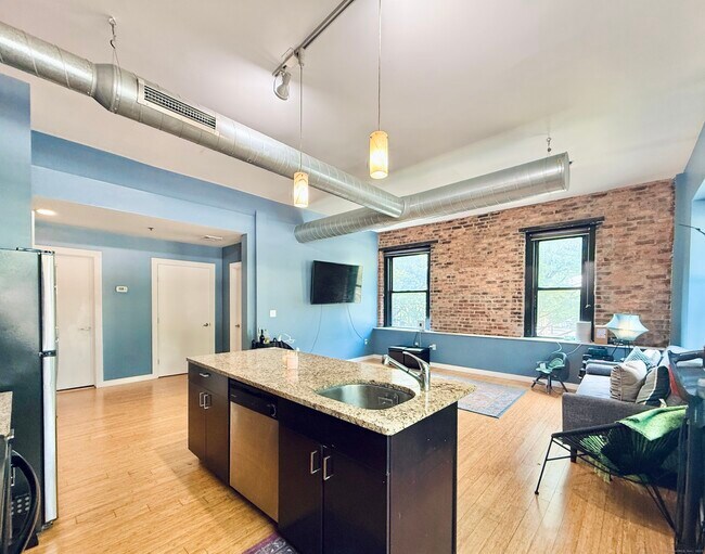 Foto del edificio - 881 Lafayette Blvd