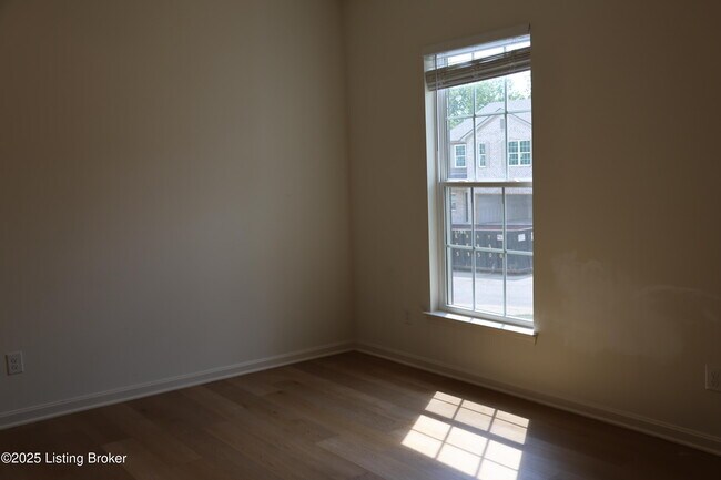 Foto del edificio - 11703 Parkview Pt