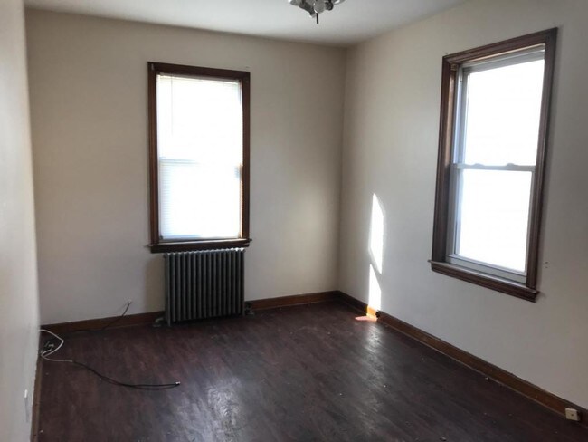 Building Photo - 1903 E Columbus Dr, Unit 2