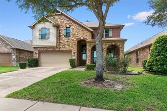 Building Photo - 11119 Hayden Falls Dr