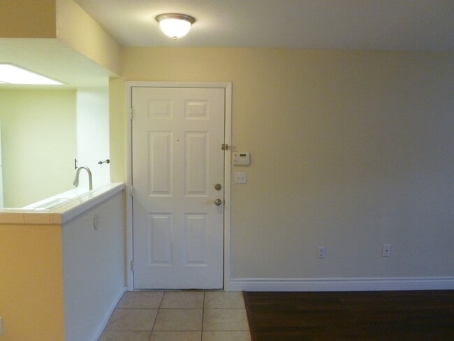 Building Photo - 1900 Rio Canyon Ct