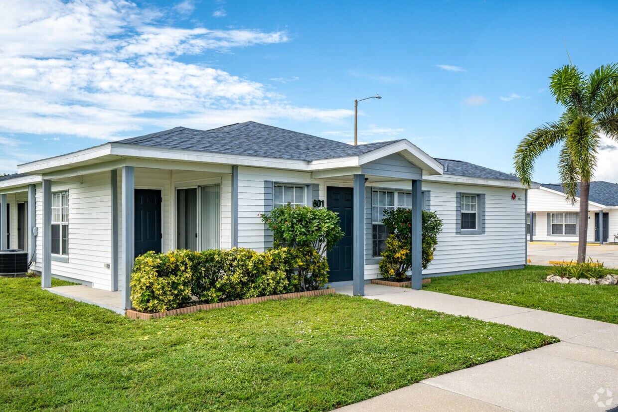 Foto principal - Mariner Village Apartments