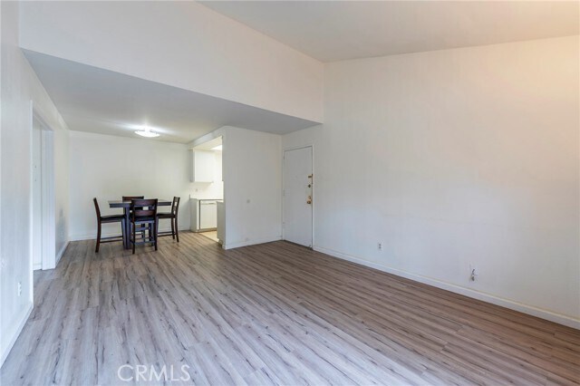 Foto del edificio - 10232 Black Mountain Rd