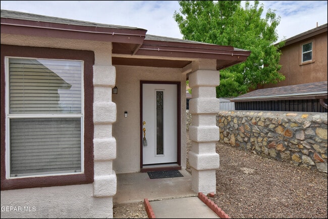 Building Photo - 508 Covington Ridge Way