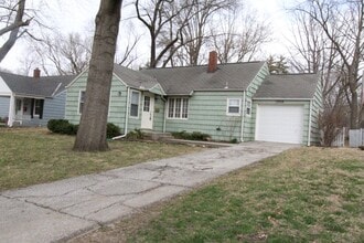 Building Photo - 5939 El Monte St