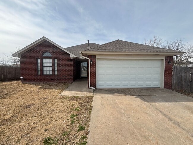 Beautiful 3 Bed 2 Bath in Norman - Beautiful 3 Bed 2 Bath in Norman House