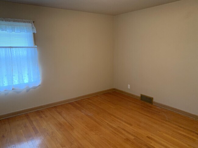 Building Photo - 3629 N 62nd St