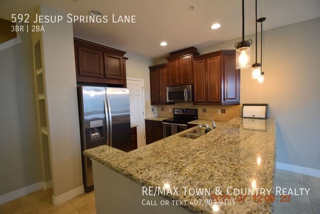 Foto del edificio - 592 Jesup Springs Ln