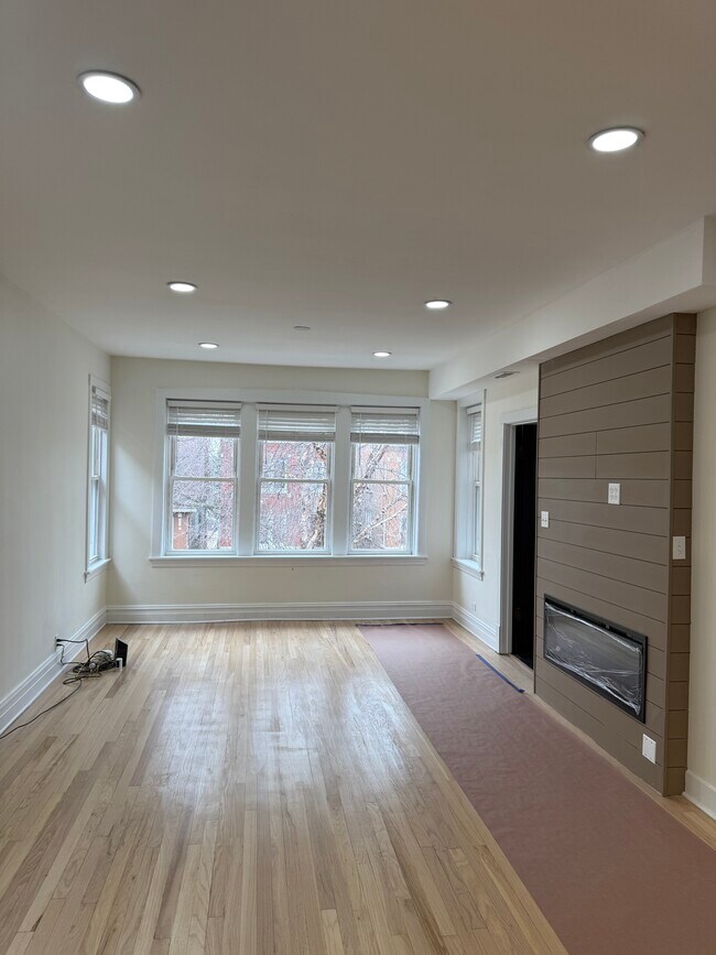 Foto del edificio - 5232 W Montana St