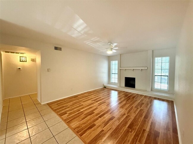 Building Photo - 4159 Steck Ave