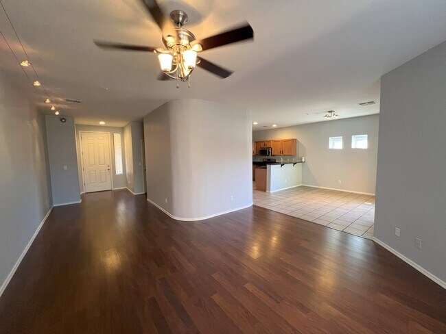 Foto del edificio - 7601 E Roosevelt St