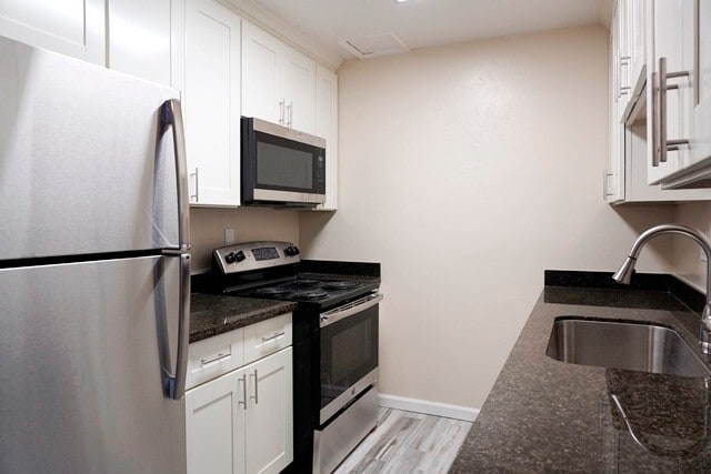 Foto del edificio - 1365 Stanwood Dr