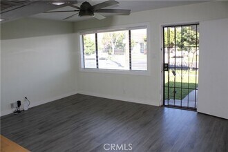 Building Photo - 11215 Dalwood Ave