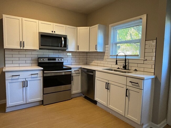 Photo - 5262-64 College Apartment