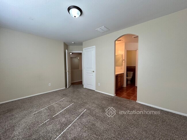 Building Photo - 2722 S 113th Ave