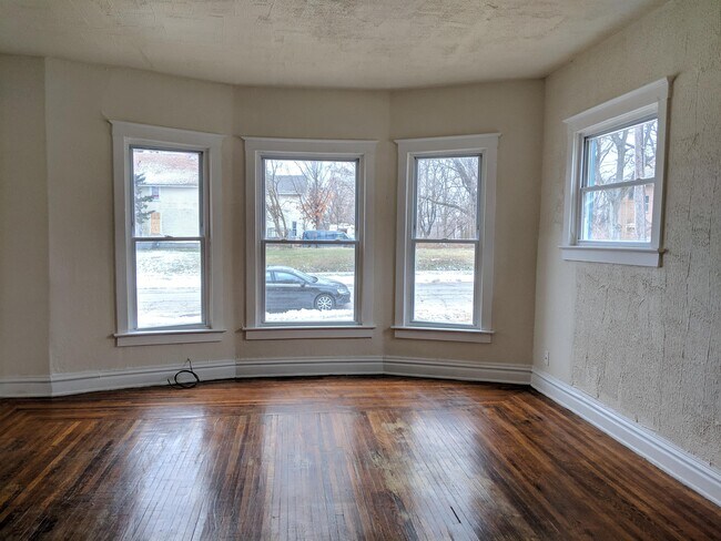 Foto del edificio - 1331 Andrews St