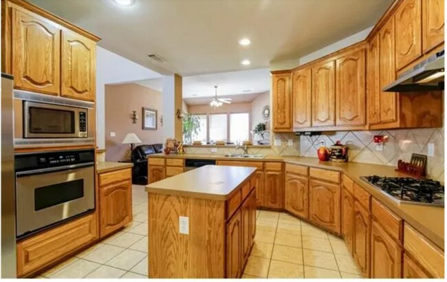 Building Photo - 3163 Guadaloupe