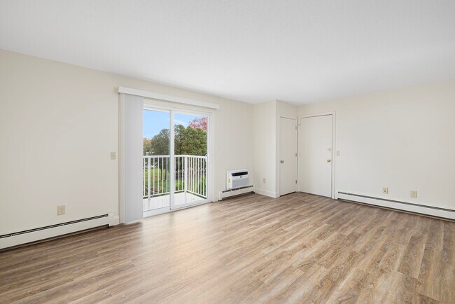 Foto del edificio - Parkway Apartments