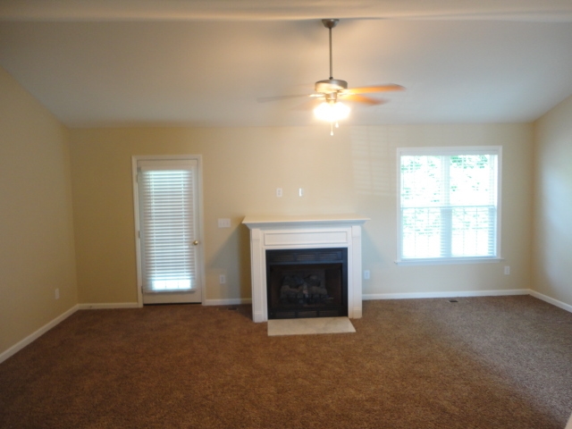 Building Photo - 104 Darfield Court