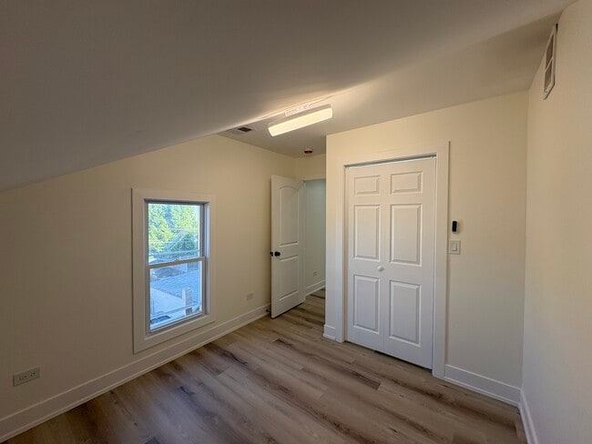 bedroom 3 - 1635 N Kedzie Ave