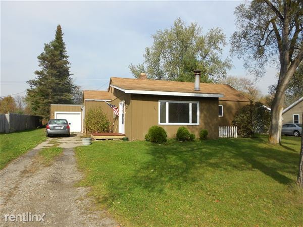 Primary Photo - 6938 Lapeer Rd