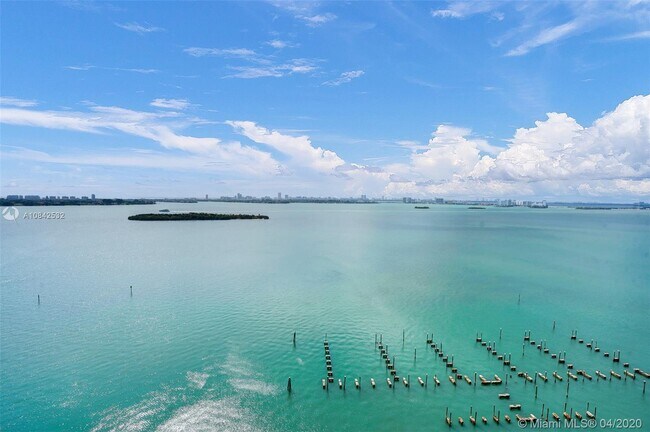 Building Photo - 11111 Biscayne Blvd