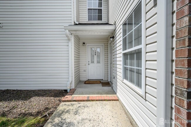 Building Photo - 180 Lackland Ave