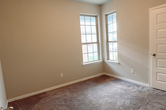 Building Photo - 27015 Bel Air Pt Ln