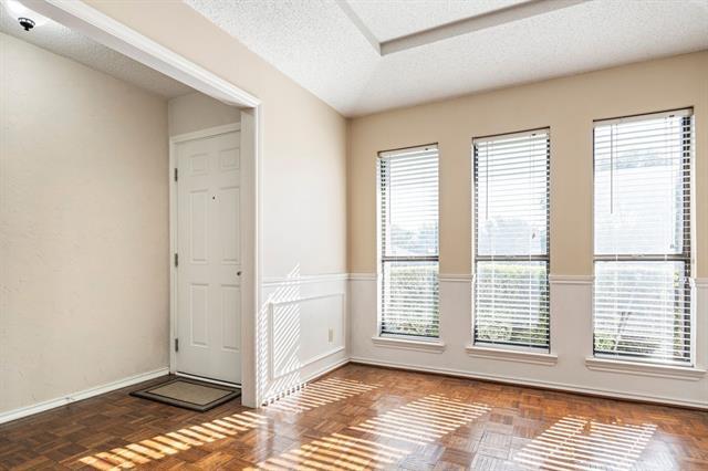 Foto del edificio - 339 Aspenway Dr
