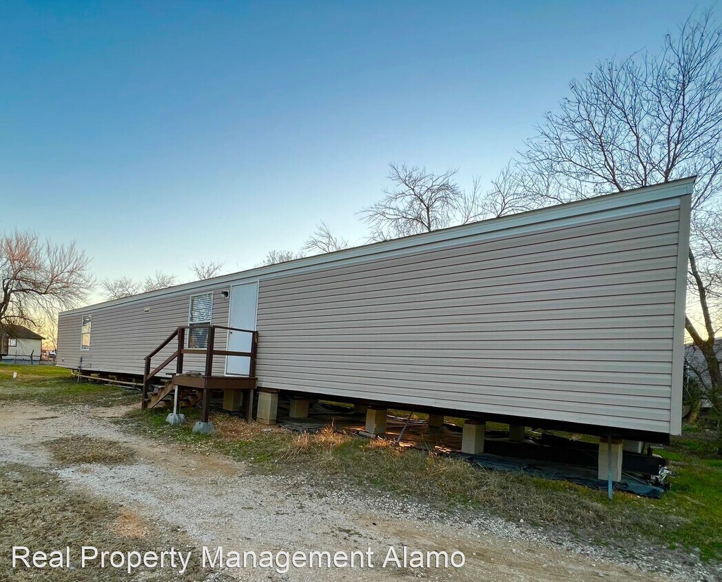 Primary Photo - 3 br, 2 bath House - 1111 FM 78