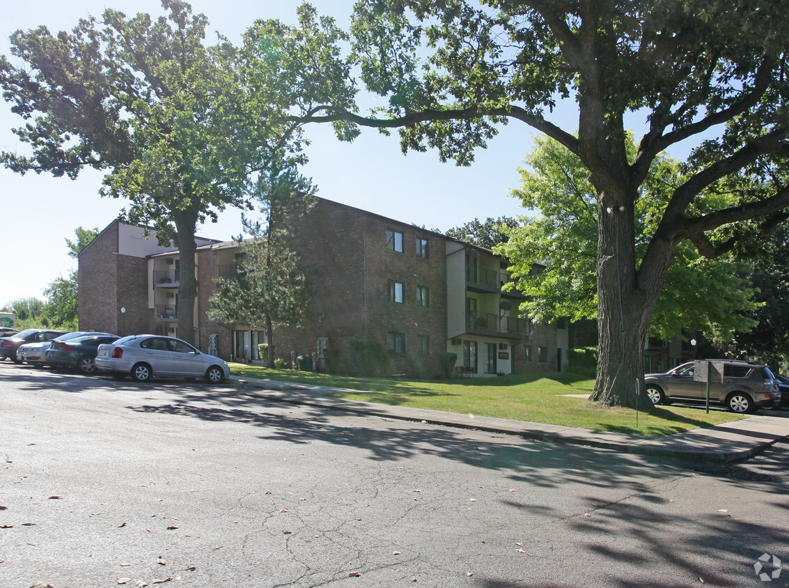 Building Photo - Sherwood Apartments